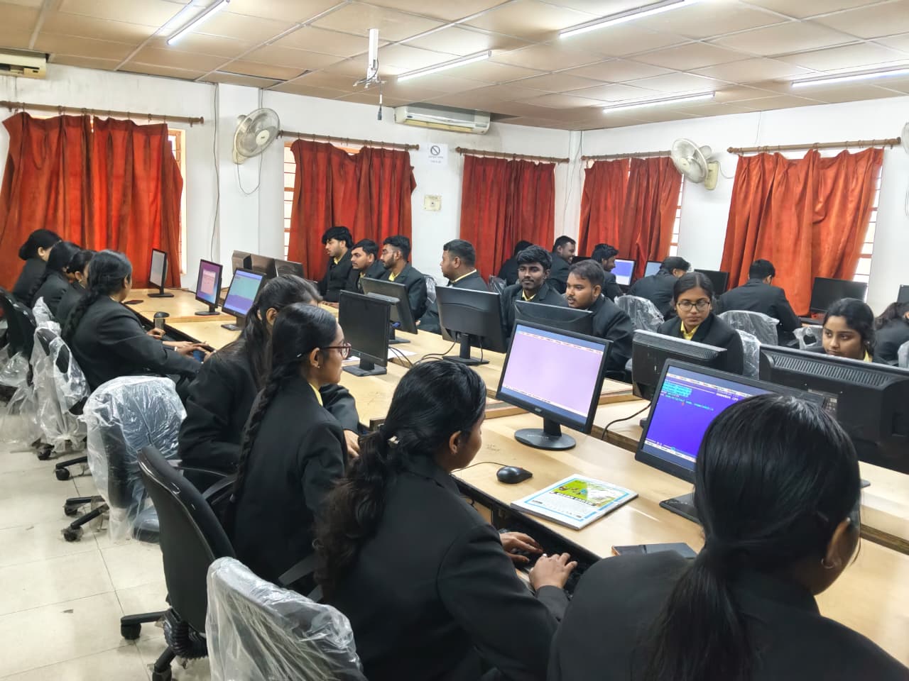 Diploma in Computer Science &amp; Technology Image